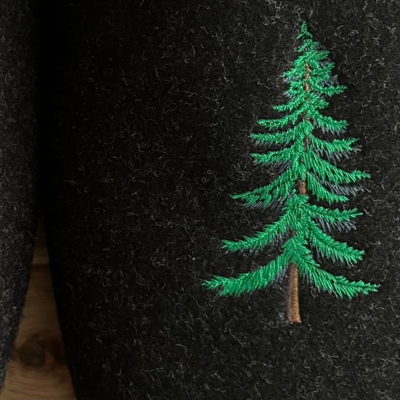 Dearfoams Men's Slippers Embroidered Tree Axe (Size 11-12) - Picture 5 of 5